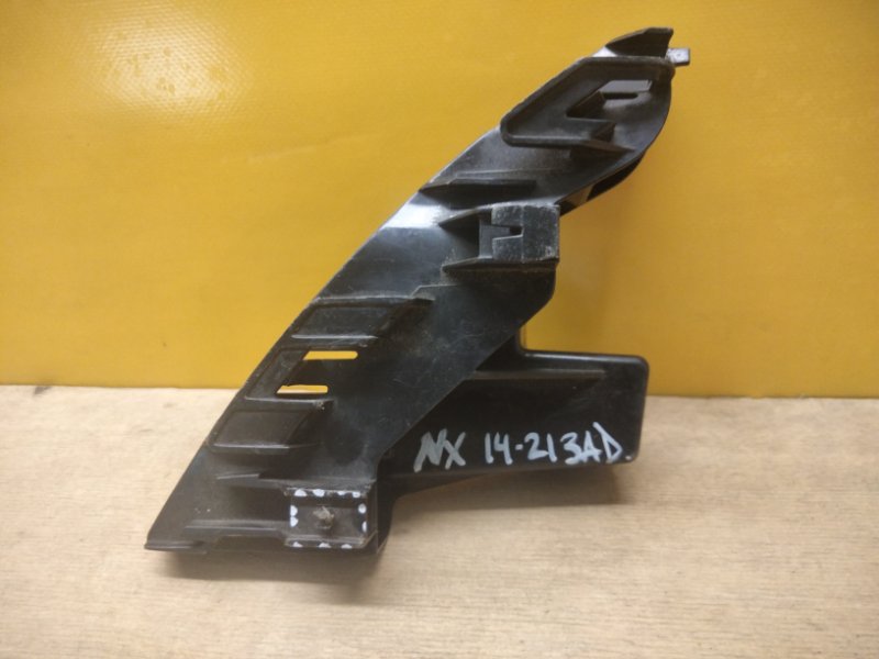 Кронштейн заднего бампера правый NX 14-21 Кронштейн заднего бампера правый NX 14-21