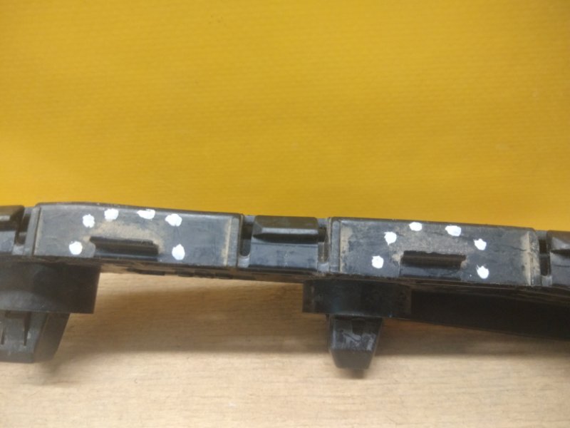 Кронштейн переднего бампера левый CIVIC 4D 06-11