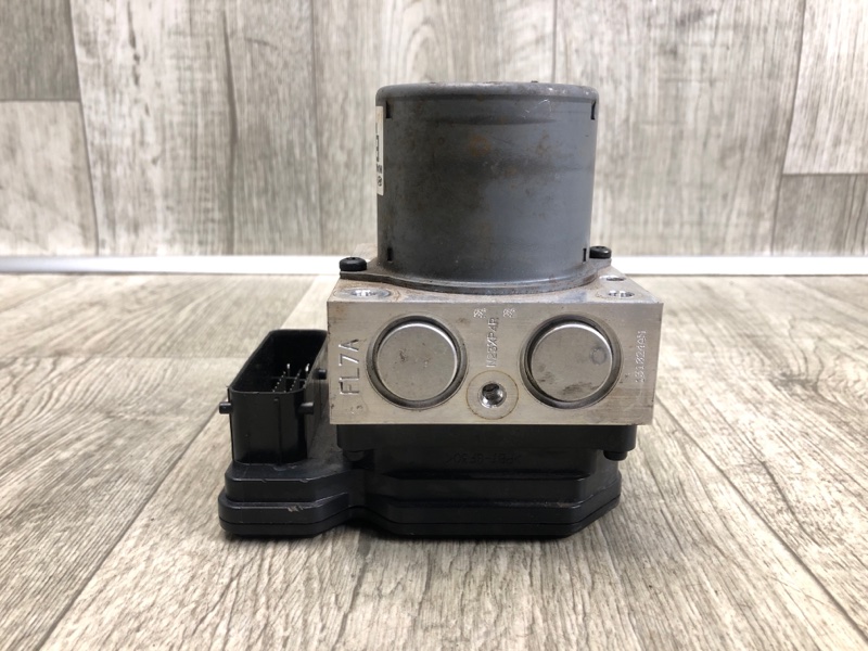 Блок ABS ELANTRA MD 10-15 2014 1.8 G4NB