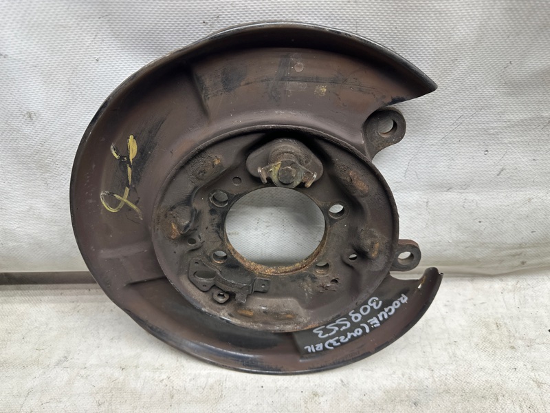 Защита тормозного диска задняя левая X-TRAIL/ROGUE T32 13-20 2015 2.5 QR25DE