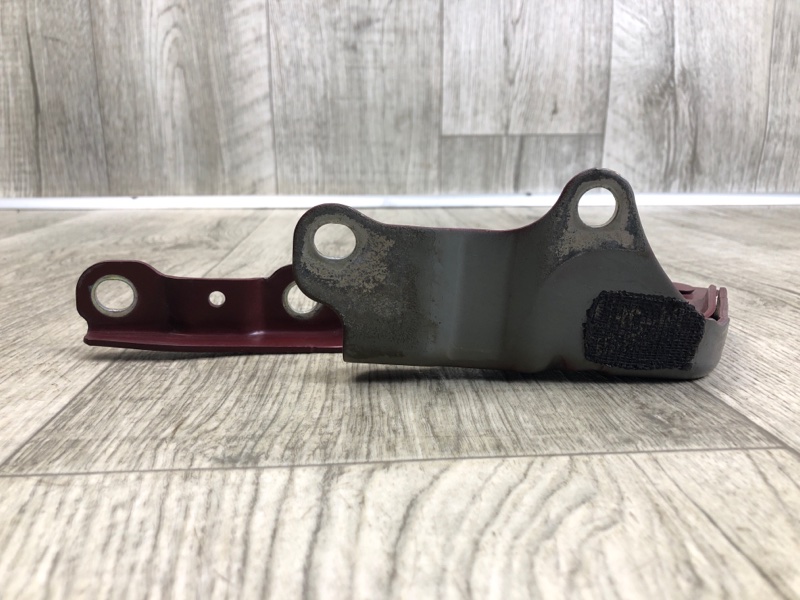 Петля капота правая ELANTRA MD 10-15 2014 1.8 G4NB