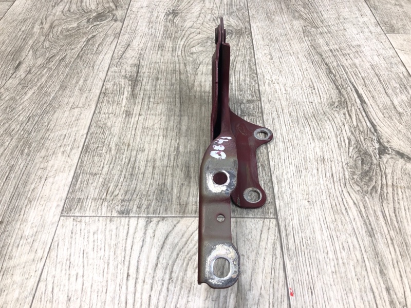 Петля капота правая ELANTRA MD 10-15 2014 1.8 G4NB