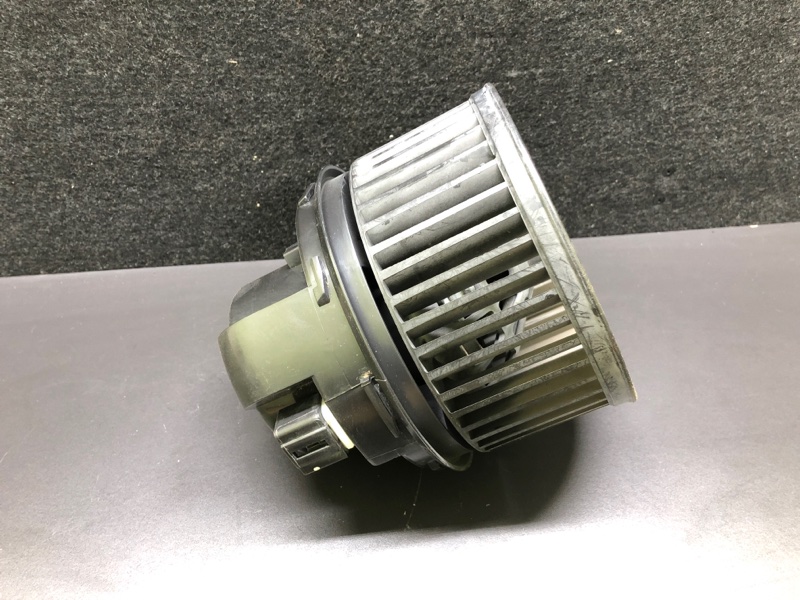 Моторчик печки FOCUS 10-18 2018 2.0 C20HDEX