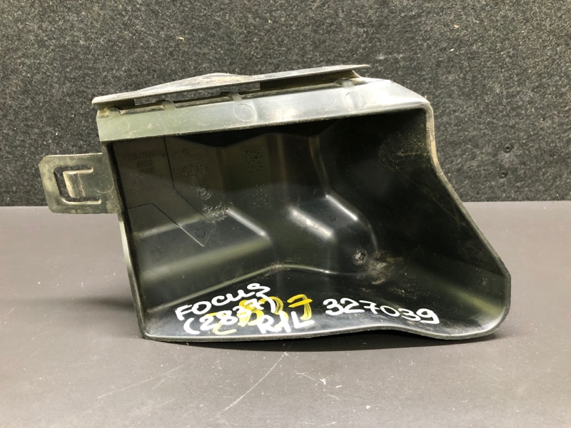 Кронштейн заднего бампера левый FOCUS 10-18 2018 2.0 C20HDEX