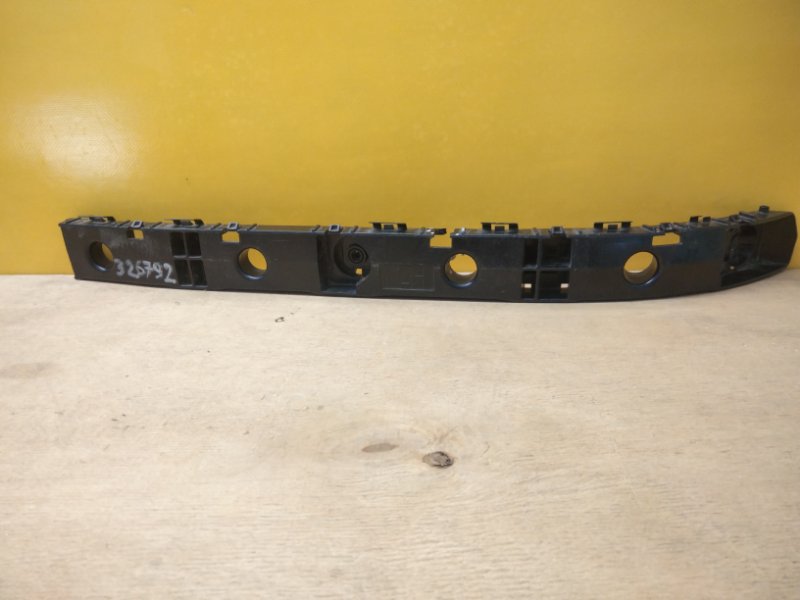 Кронштейн заднего бампера левый X-TRAIL/ROGUE T32 13-20 Кронштейн заднего бампера левый X-TRAIL/ROGUE T32 13-20