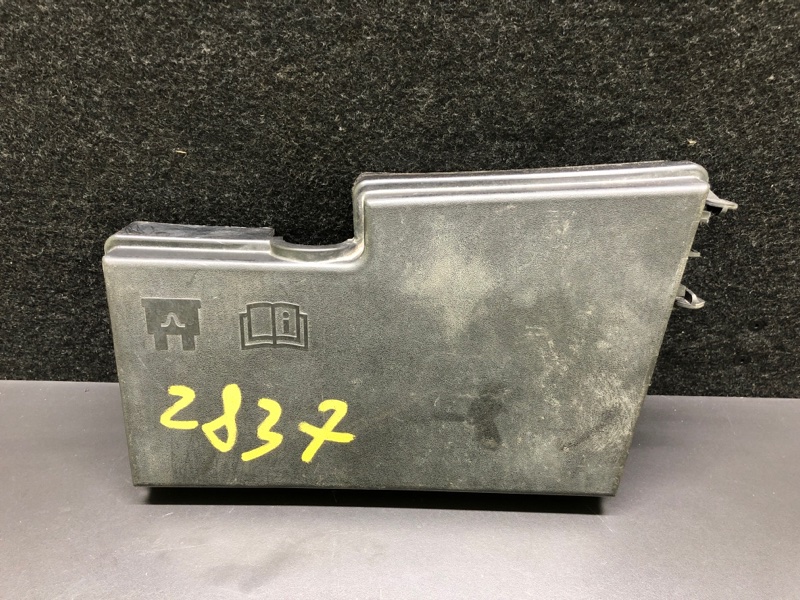 Крышка блока предохранителей FORD FOCUS 10-18 2018 2.0 C20HDEX AV6Z-14A003-AA Б/У