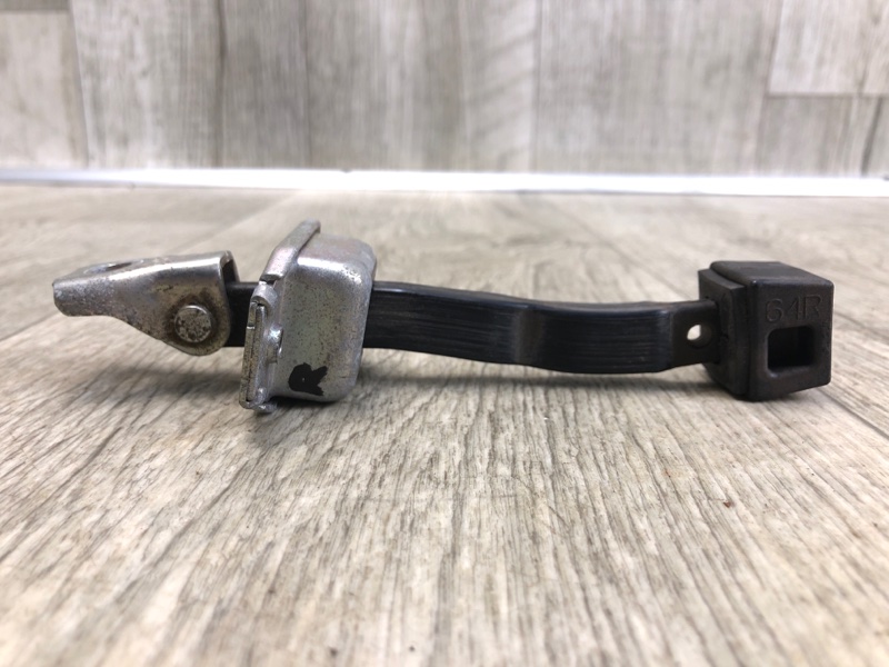 Ограничитель двери задний правый MITSUBISHI LANCER X 10 07-15 2.0 4B11 Ограничитель двери задний правый MITSUBISHI LANCER X 10 07-15 2.0 4B11