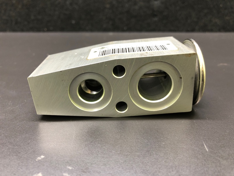 Клапан кондиционера FORD FOCUS 10-18 2.0 C20HDEX