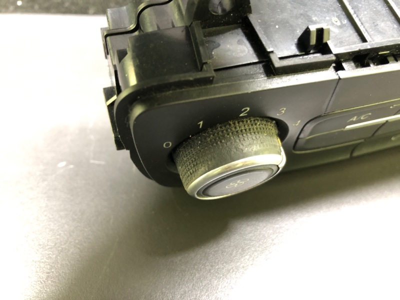 Блок управления печкой FOCUS 10-18 2018 2.0 C20HDEX