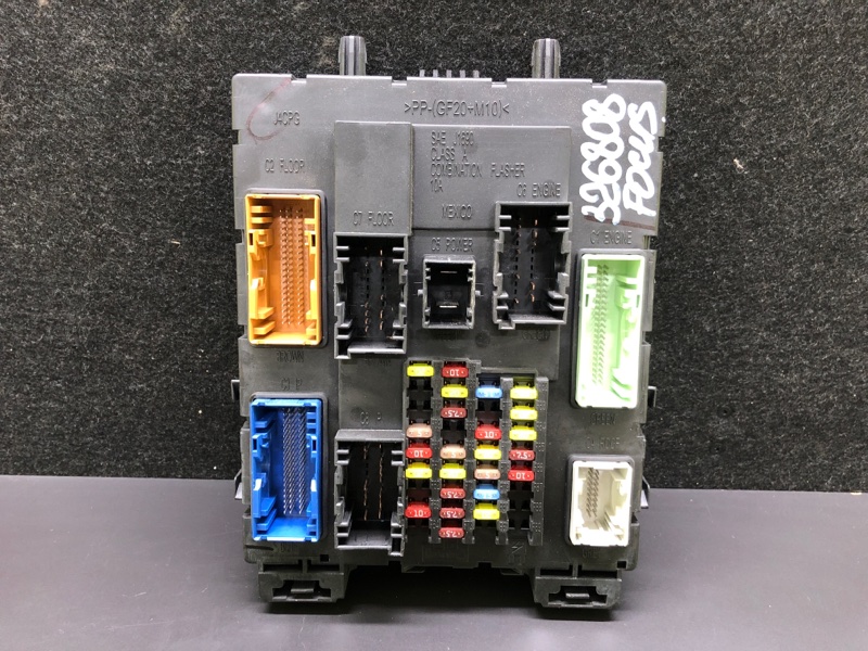 Блок предохранителей салон FORD FOCUS 10-18 2018 2.0 C20HDEX GV6Z-14A068-AH Б/У