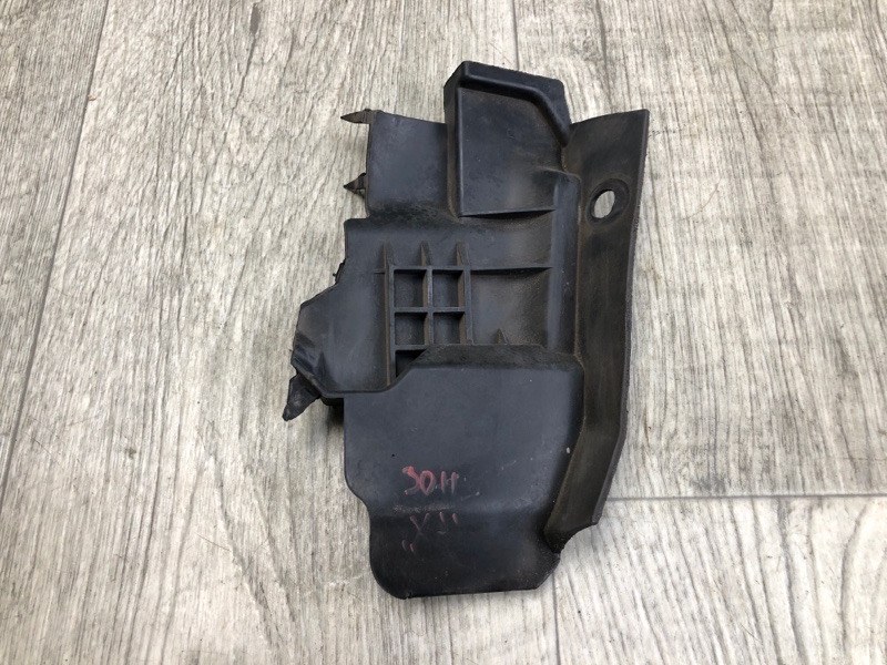 Пластик под лобовое стекло / Жабо правый MITSUBISHI LANCER X 10 07-15 2010 2.0 4B11 7405A204 Б/У