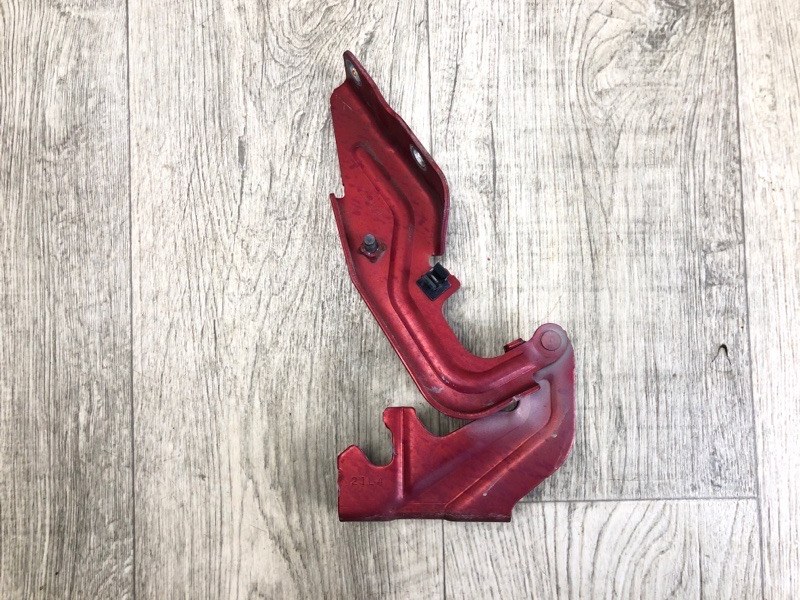 Петля капота правая MITSUBISHI LANCER X 10 07-15 2010 2.0 4B11 5905A094 Б/У