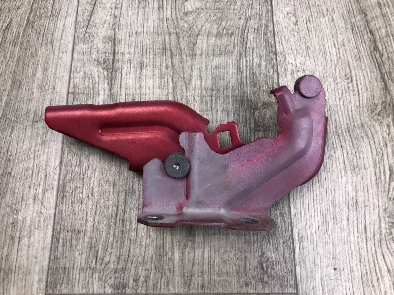 Петля капота левая LANCER X 10 07-15 2010 2.0 4B11