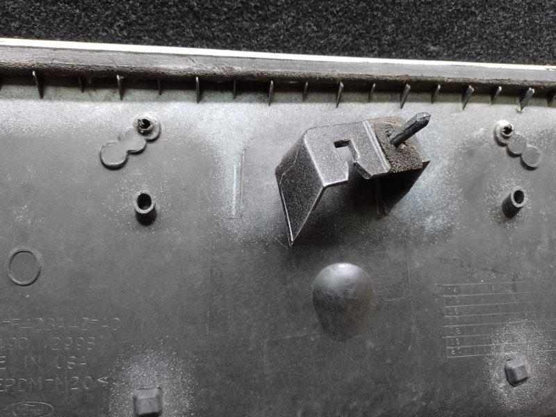 Накладка крышки багажника FORD FUSION 14- C25HDEX