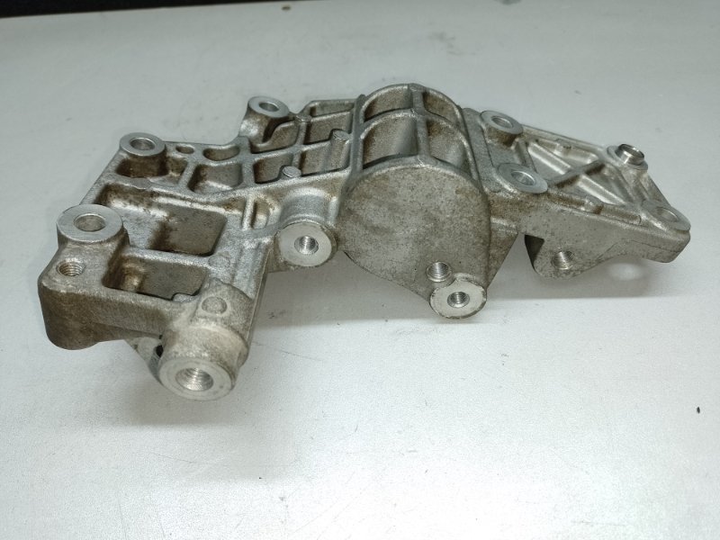 Кронштейн генератора MITSUBISHI LANCER X 10 07-15 4B11