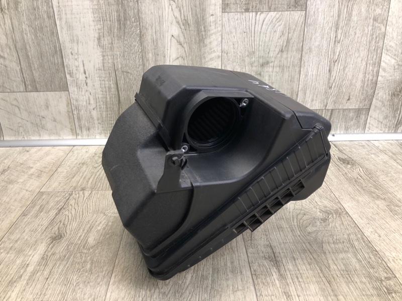 Запчасть корпус воздушного фильтра HYUNDAI SONATA LF 2014- 2015 2.0 G4NG 28110-E6100 Б/У Корпус воздушного фильтра HYUNDAI SONATA LF 2014- 2015 2.0 G4NG 28110-E6100 Б/У