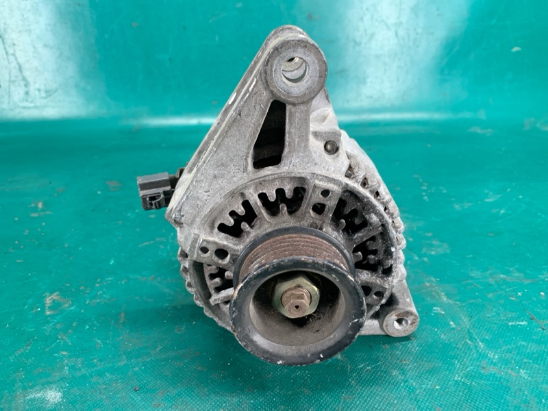 Генератор TOYOTA MATRIX 02-08