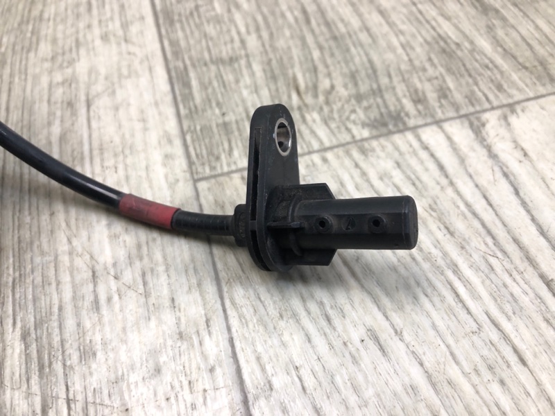 Датчик ABS передний правый SONATA LF 2014- 2015 2.0 G4NG Датчик ABS передний правый SONATA LF 2014- 2015 2.0 G4NG