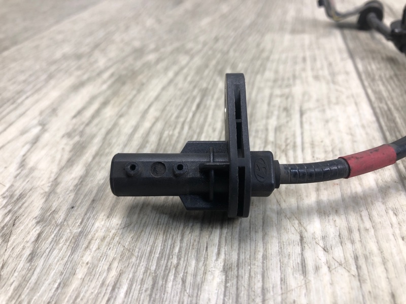 Датчик ABS передний правый HYUNDAI SONATA LF 2014- 2.0 G4NG Датчик ABS передний правый HYUNDAI SONATA LF 2014- 2.0 G4NG