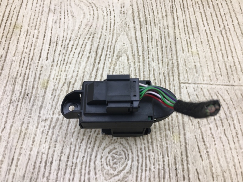 Кнопка стояночного тормоза PORSCHE CAYENNE 10-18 4.8L