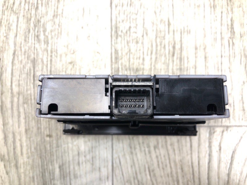 Блок управления подогревом сидений RX350/450 09-15 2011 2GR-FXE 3.5L