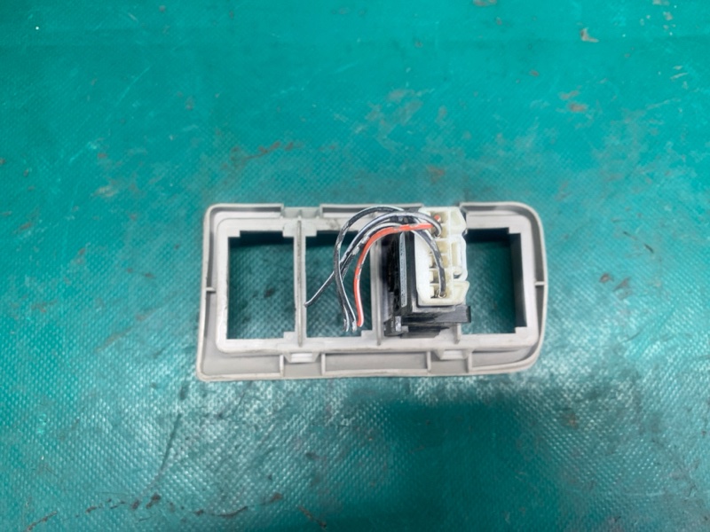 Кнопка MAZDA CX-7 06-12 Внедорожник 2.3