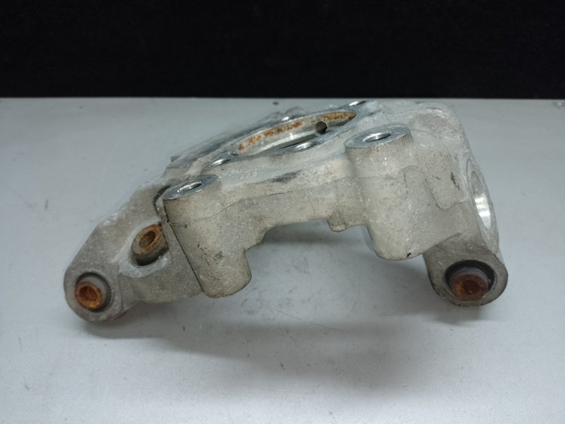 Цапфа задняя правая ALTIMA 19- 2019 L34 PR25DD