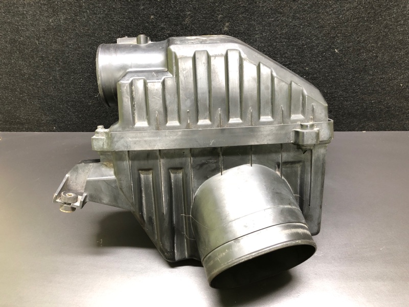 Корпус воздушного фильтра ACURA MDX (YD2) 06-13 2007 YD2 3.7 J37A1 17244-RYE-A00 Б/У