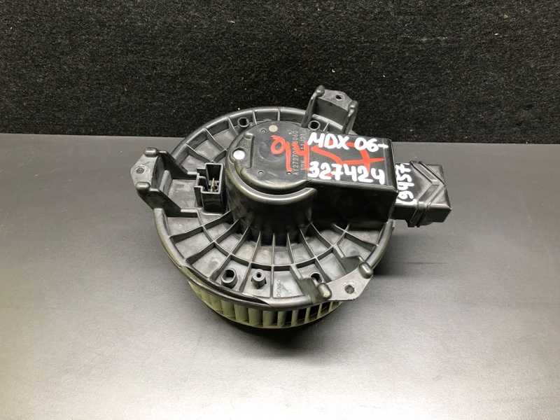 Запчасть моторчик печки ACURA MDX (YD2) 06-13 2007 YD2 3.7 J37A1 79310-STX-A01 Б/У Моторчик печки ACURA MDX (YD2) 06-13 2007 YD2 3.7 J37A1 79310-STX-A01 Б/У