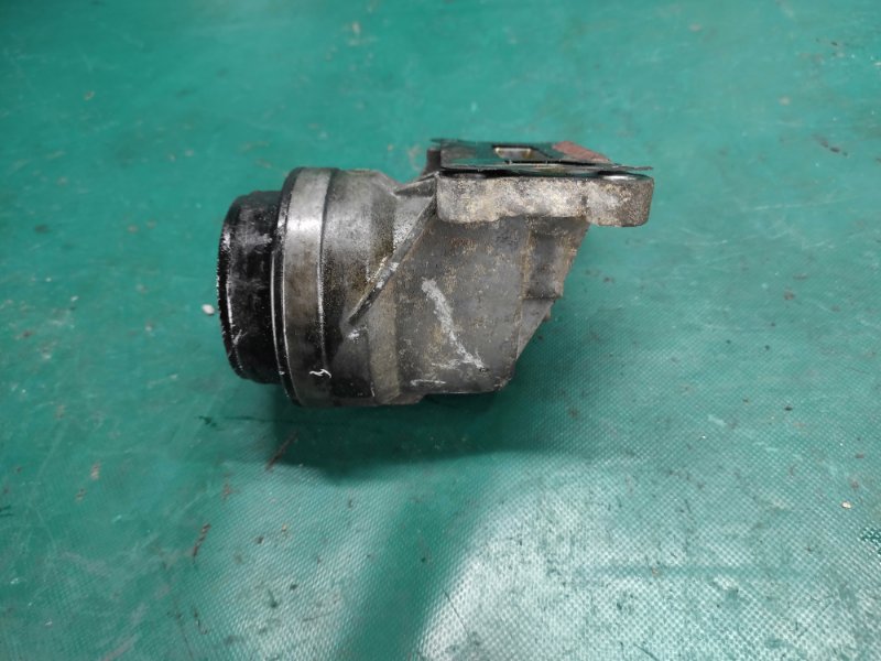 Корпус масляного фильтра 3 BK 03-08 2006 BK 2.3 L3 Корпус масляного фильтра 3 BK 03-08 2006 BK 2.3 L3