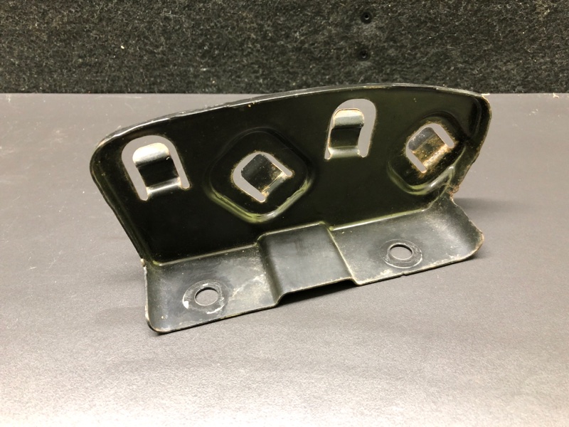 Кронштейн заднего бампера правый ACURA MDX (YD2) 06-13 YD2 3.7 J37A1