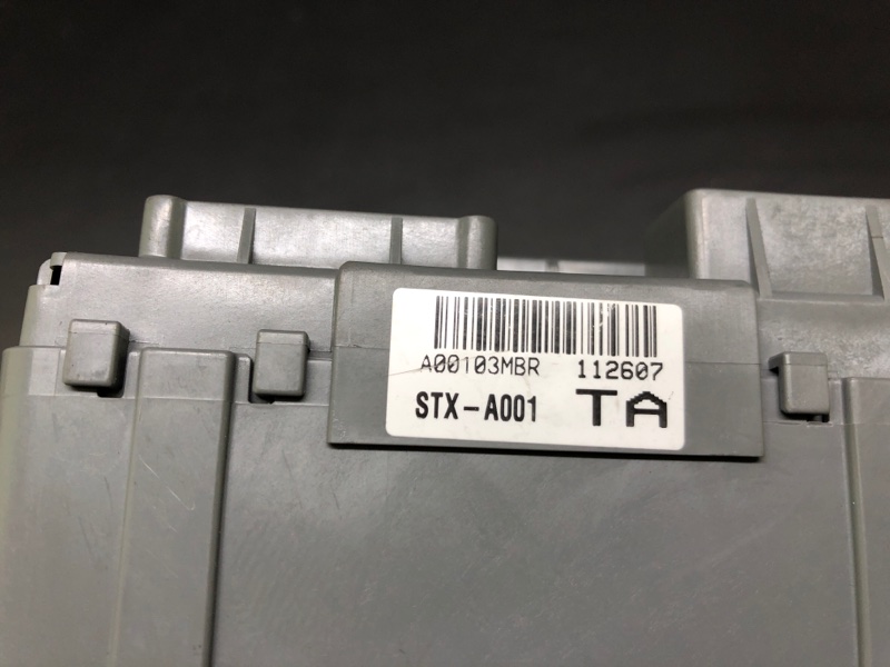 Блок предохранителей салон MDX (YD2) 06-13 2007 YD2 3.7 J37A1