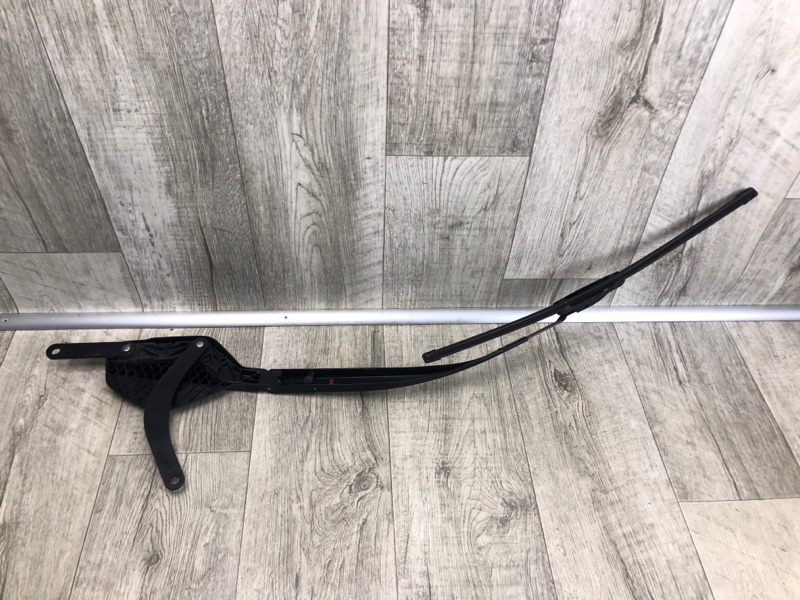 Поводок стеклоочистителя передний правый RX350/450 09-15 2011 2GR-FXE 3.5L