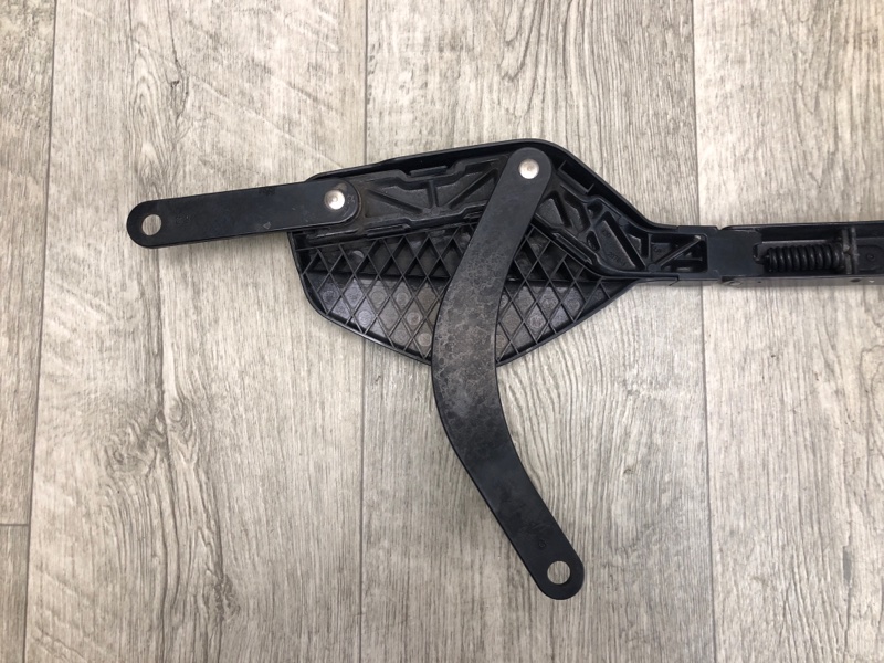 Поводок стеклоочистителя передний правый RX350/450 09-15 2011 2GR-FXE 3.5L