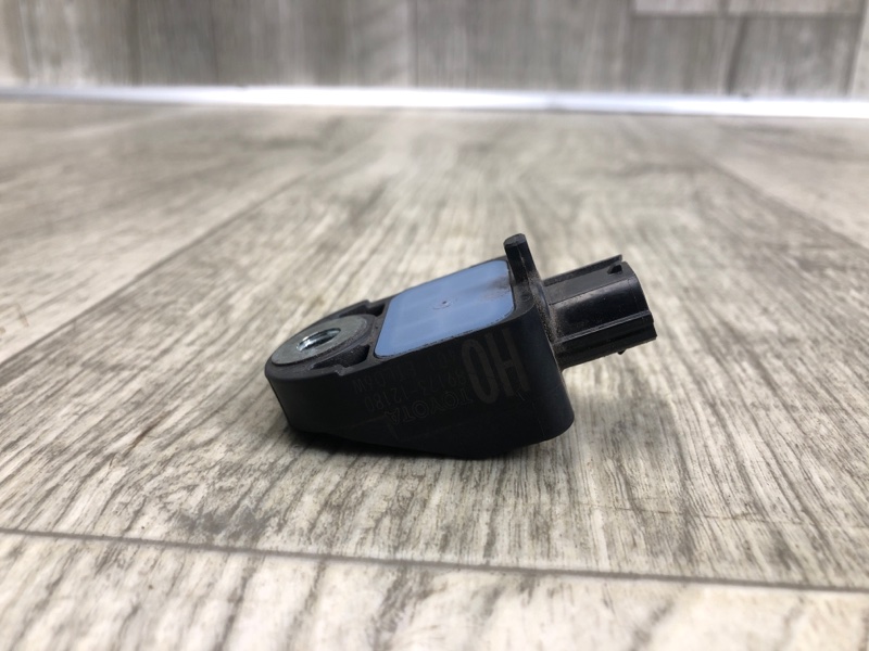 Датчик удара RAV4 13-19 2016 2.5 2ARFE Датчик удара RAV4 13-19 2016 2.5 2ARFE