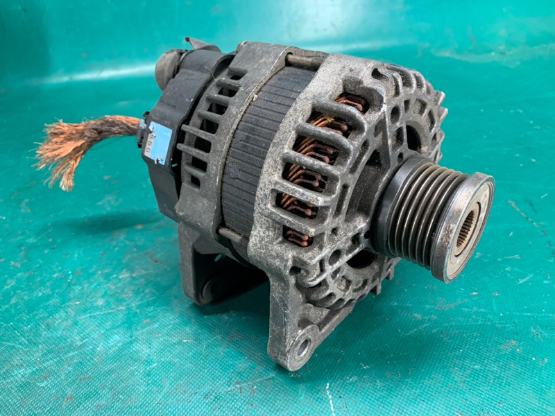Генератор NISSAN QASHQAI 07-14 23100-EN000 Б/У