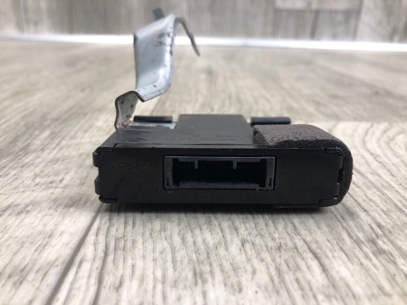 Блок иммобилайзера TOYOTA RAV4 13-19 2.5 2ARFE