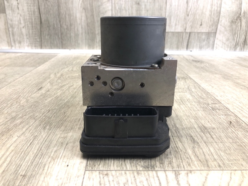 Блок ABS RAV4 13-19 2016 2.5 2ARFE Блок ABS RAV4 13-19 2016 2.5 2ARFE