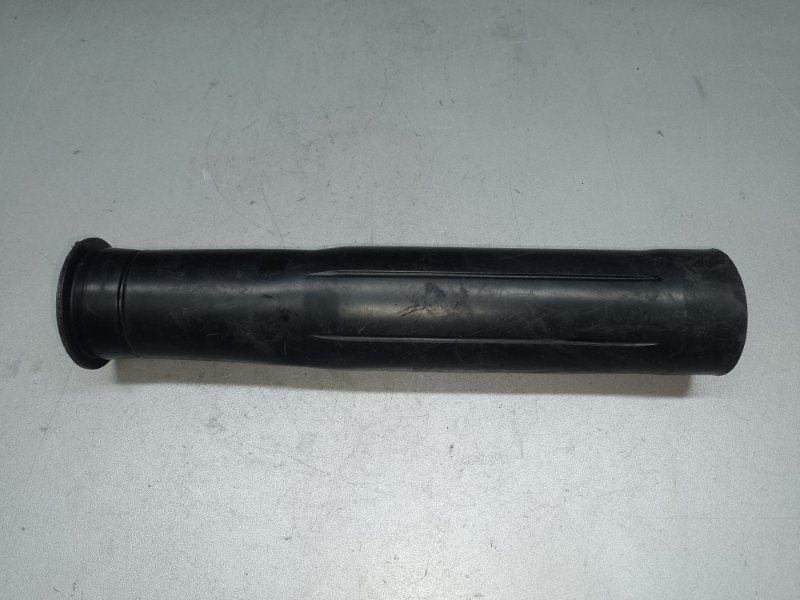 Пыльник амортизатора задний PRIUS - 30 09-17