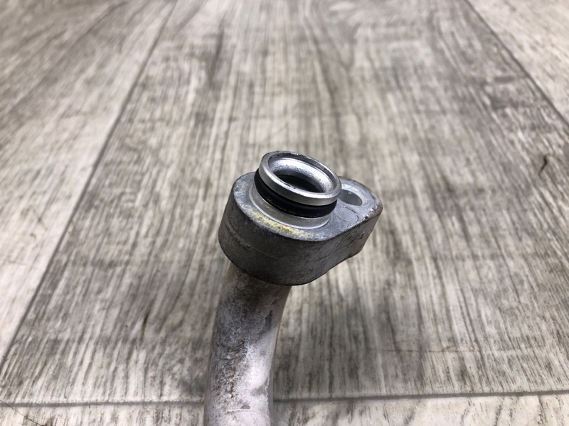 Трубка кондиционера RAV4 13-19 2016 2.5 2ARFE Трубка кондиционера RAV4 13-19 2016 2.5 2ARFE