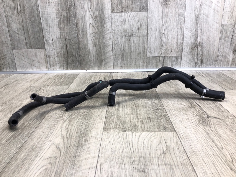 Патрубок системы охлаждения RAV4 13-19 2016 2.5 2ARFE Патрубок системы охлаждения RAV4 13-19 2016 2.5 2ARFE