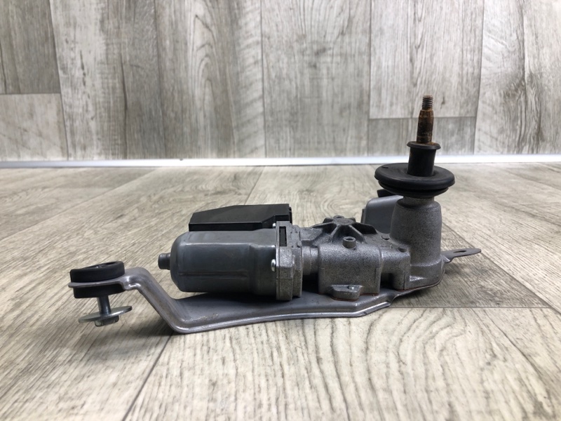 Моторчик стеклоочистителя задний RAV4 13-19 2016 2.5 2ARFE