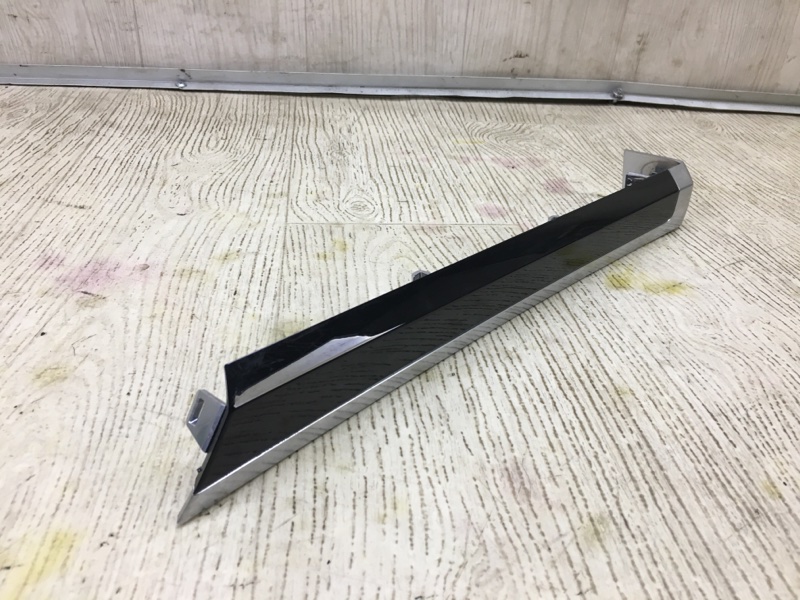 Накладка двери внутренняя задняя левая CAYENNE 10-18 2011 4.8L Накладка двери внутренняя задняя левая CAYENNE 10-18 2011 4.8L