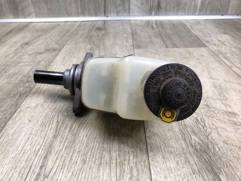 Главный тормозной цилиндр TOYOTA RAV4 13-19 2.5 2ARFE Главный тормозной цилиндр TOYOTA RAV4 13-19 2.5 2ARFE