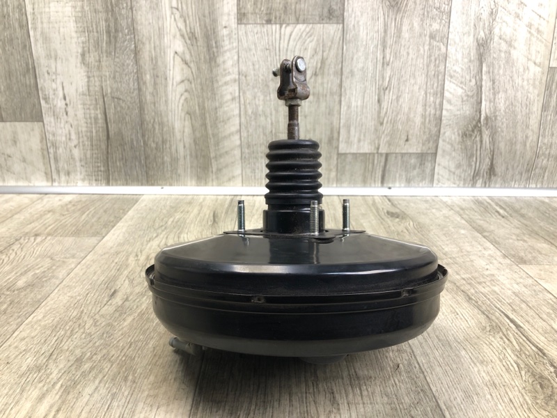 Вакуумный усилитель тормозов TOYOTA RAV4 13-19 2.5 2ARFE Вакуумный усилитель тормозов TOYOTA RAV4 13-19 2.5 2ARFE