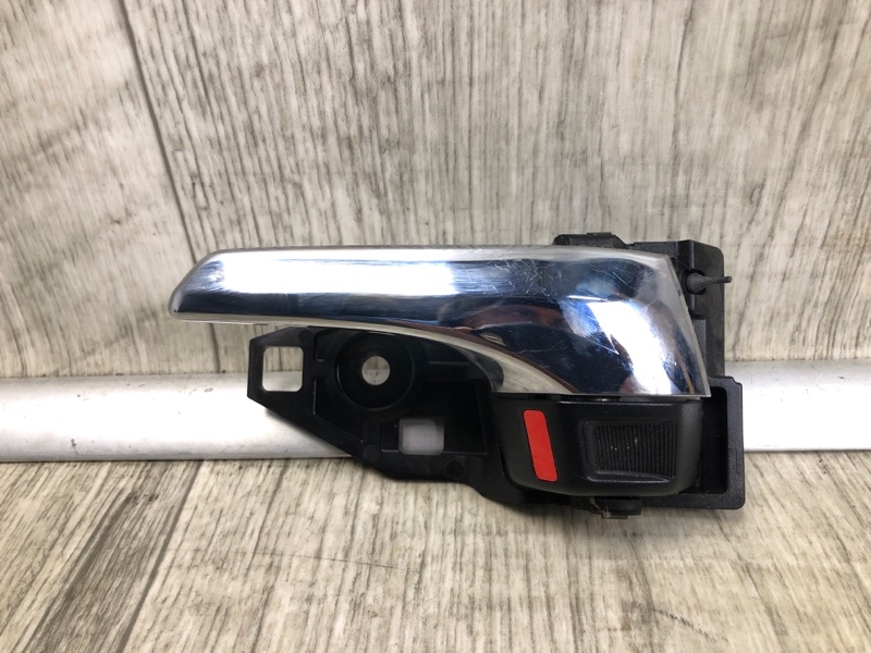 Ручка двери внутренняя передняя левая TOYOTA RAV4 13-19 2016 2.5 2ARFE 69206-33121-C0 Б/У