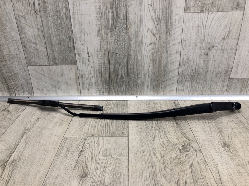 Поводок стеклоочистителя передний правый TOYOTA RAV4 13-19 2016 2.5 2ARFE 85211-42140 Б/У