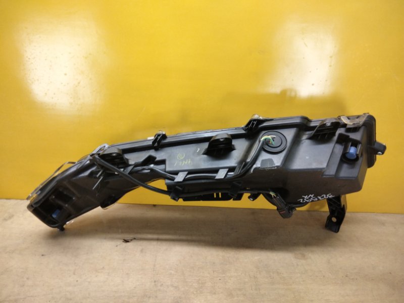 Дневной ходовой огонь правый NX 14-21