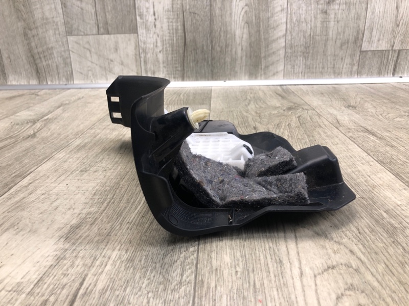 Накладка на стойку кузова передняя левая RAV4 13-19 2016 2.5 2ARFE Накладка на стойку кузова передняя левая RAV4 13-19 2016 2.5 2ARFE