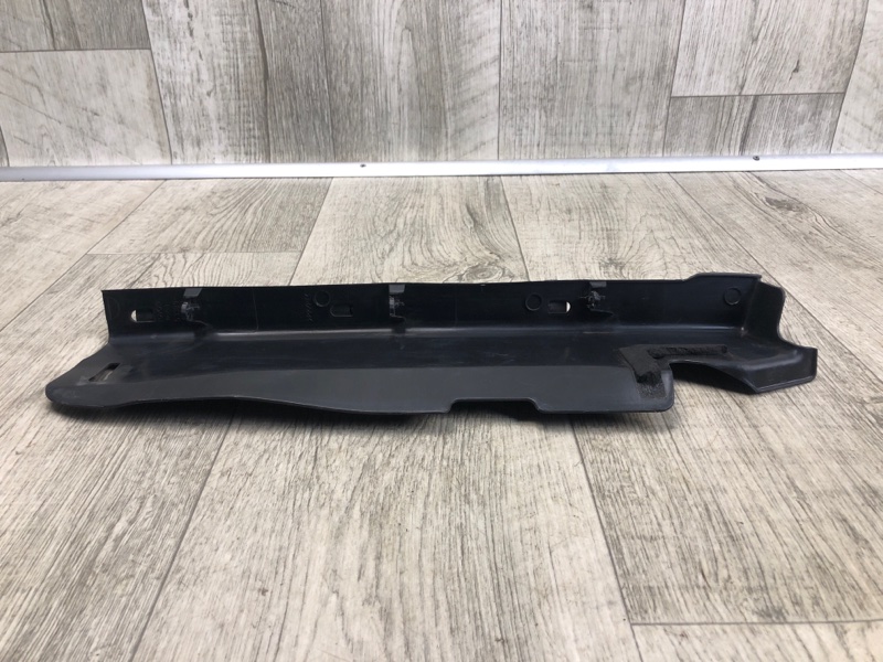 Пыльник крыла левый TOYOTA RAV4 13-19 2.5 2ARFE